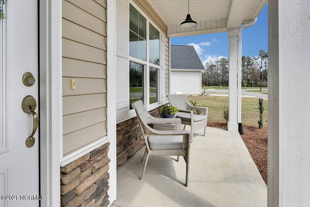 2261BlueBonnetCircle-04