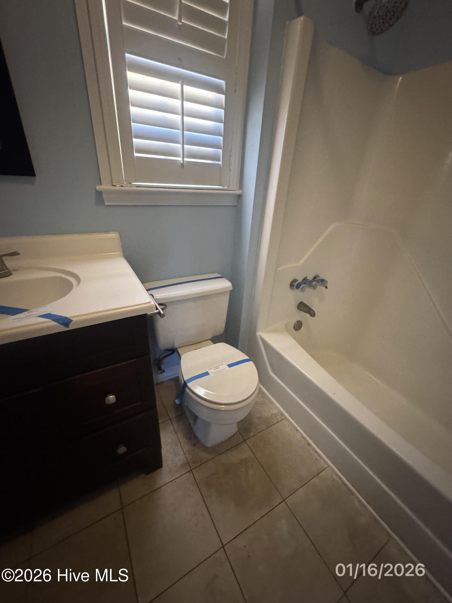 100553807 | Photo 11