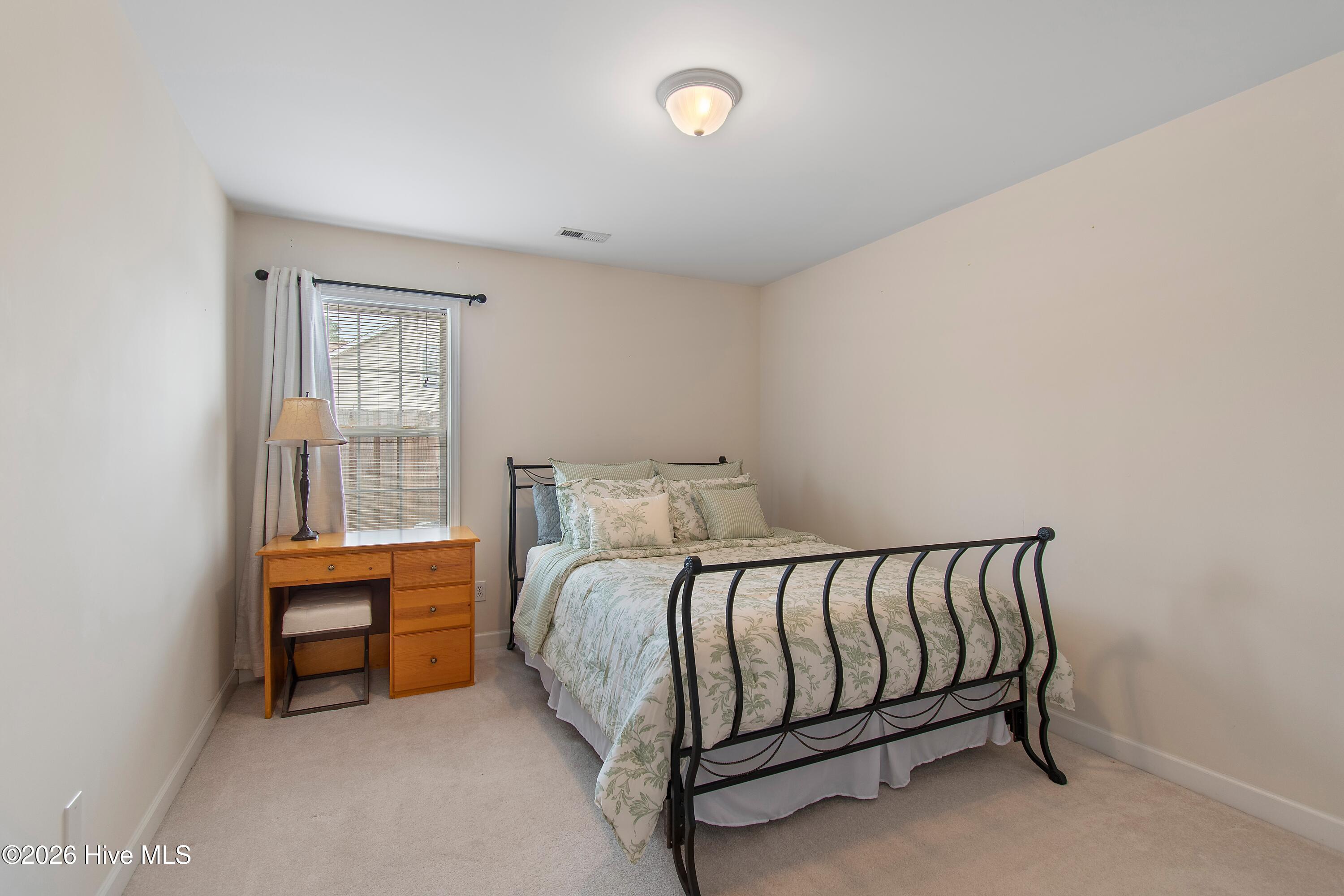 100558212 | Photo 29