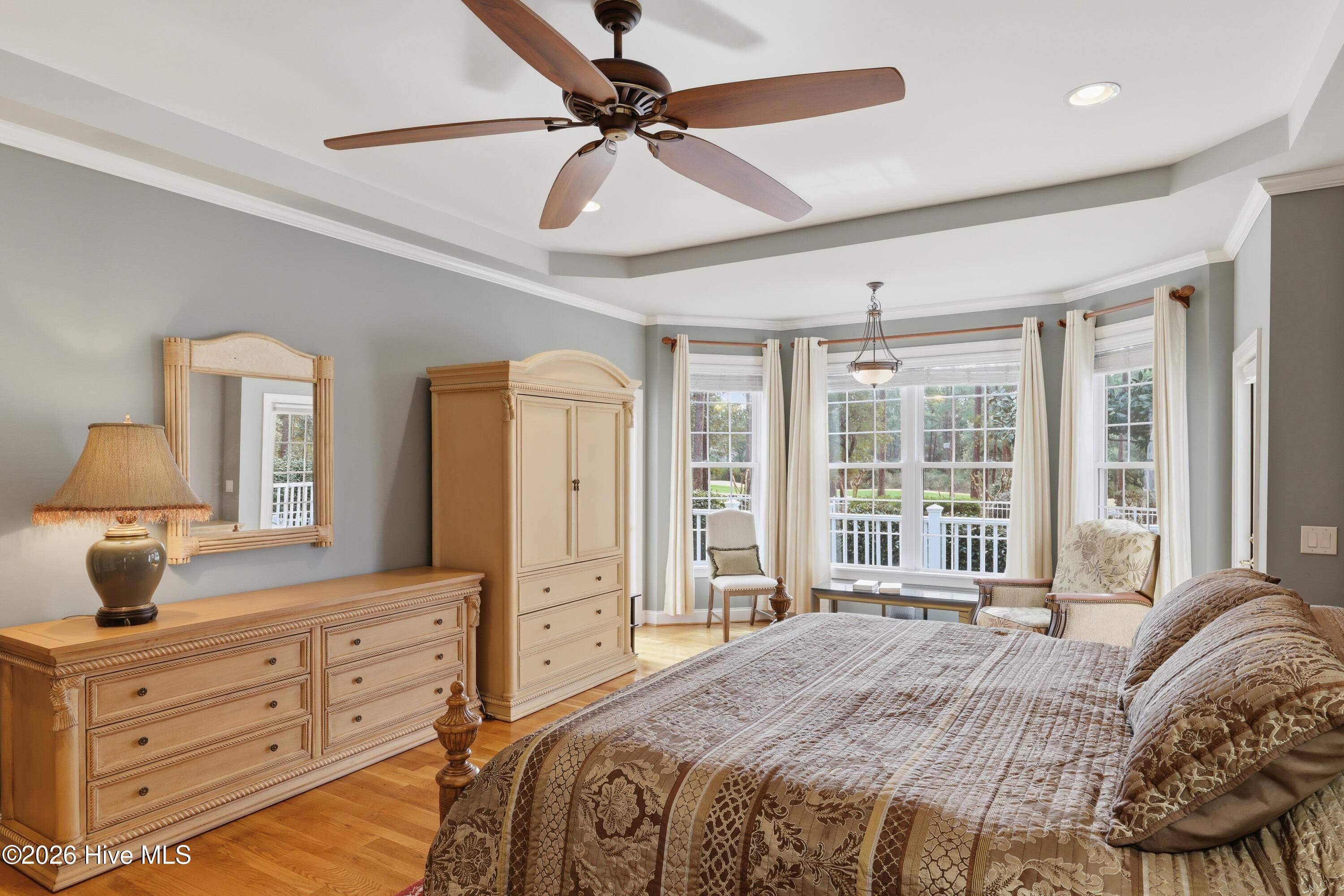 100558451 | Photo 54