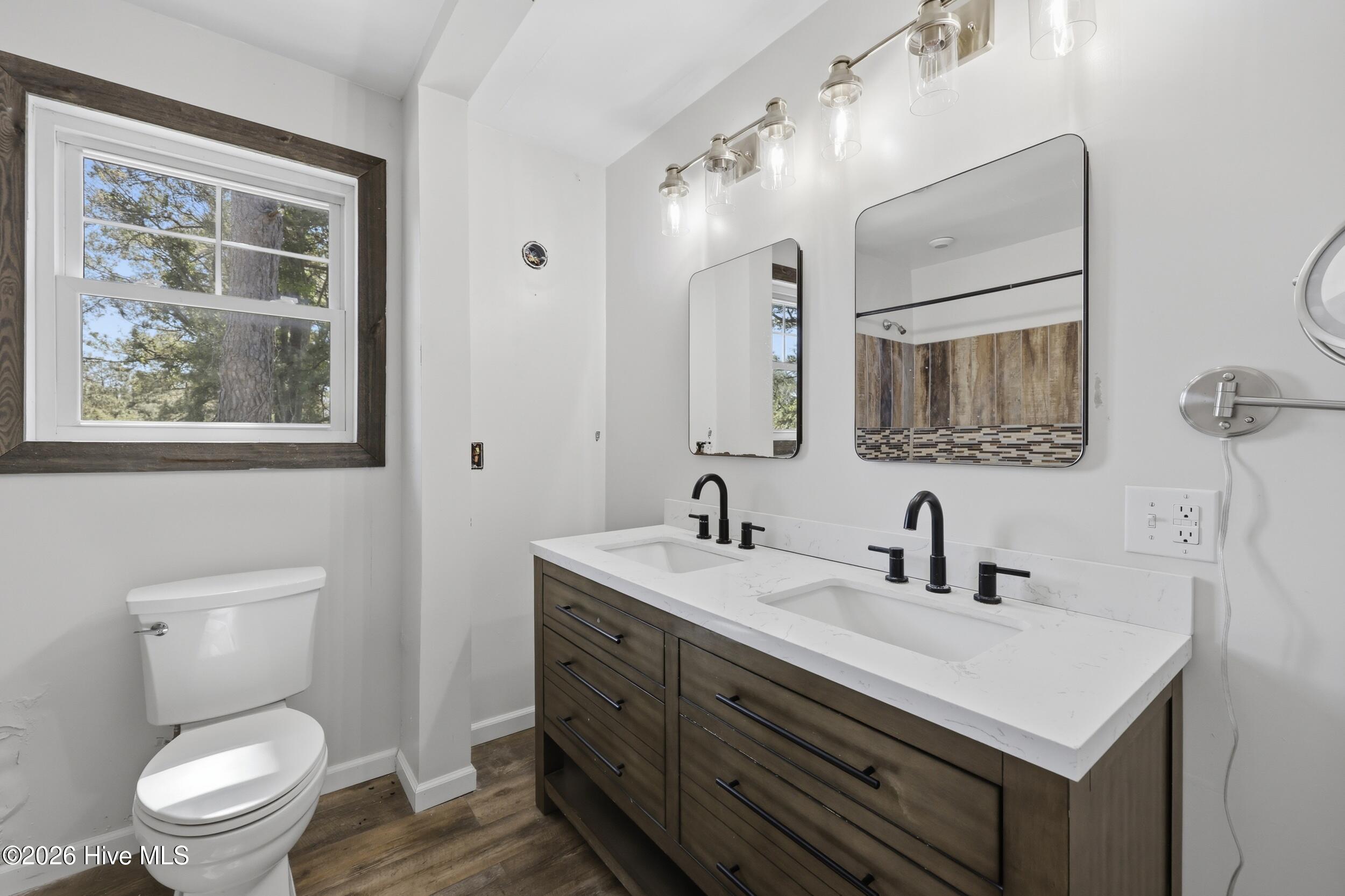 1748 Soundneck Road, Elizabeth City, NC, 27909