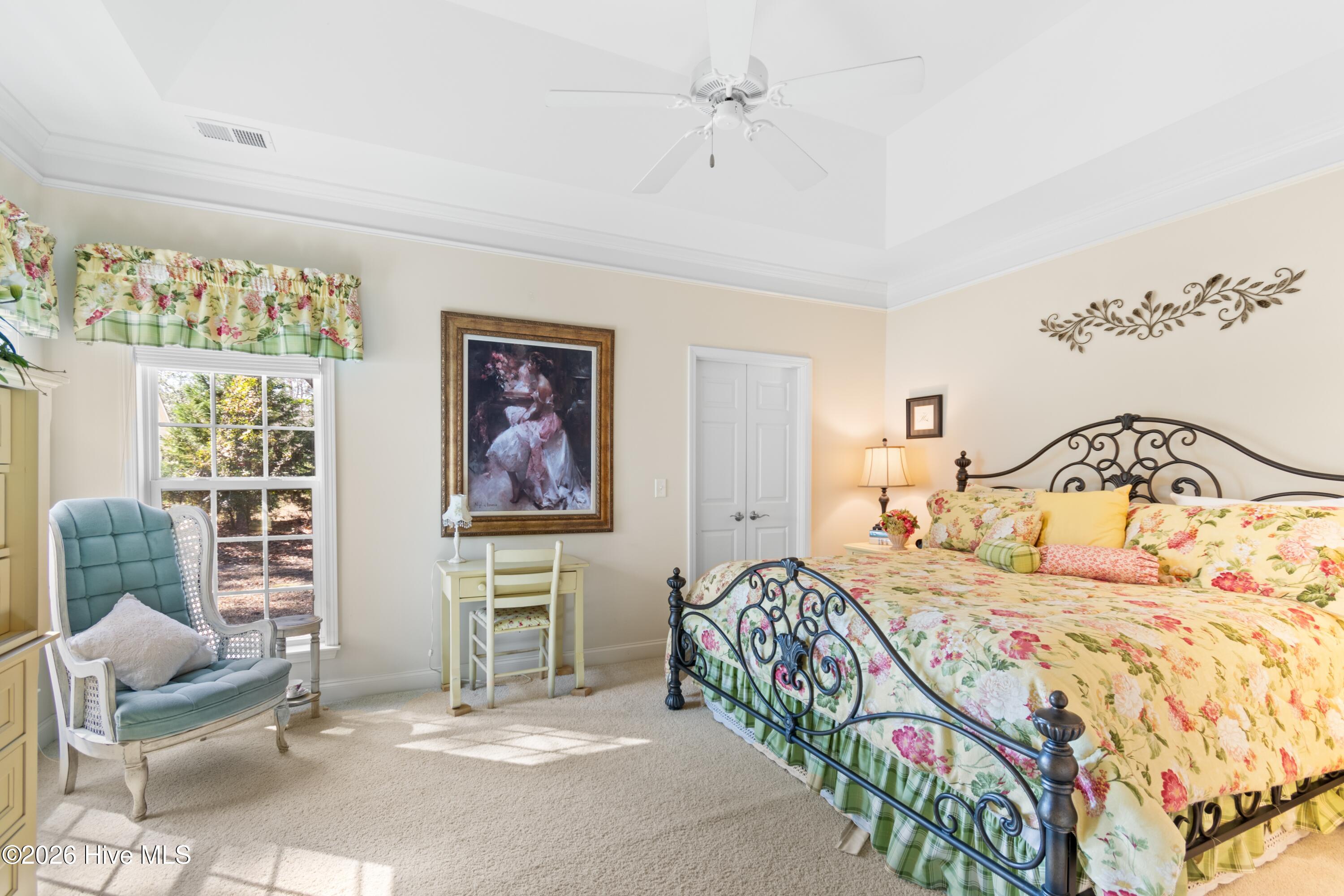 100540219 | Photo 16