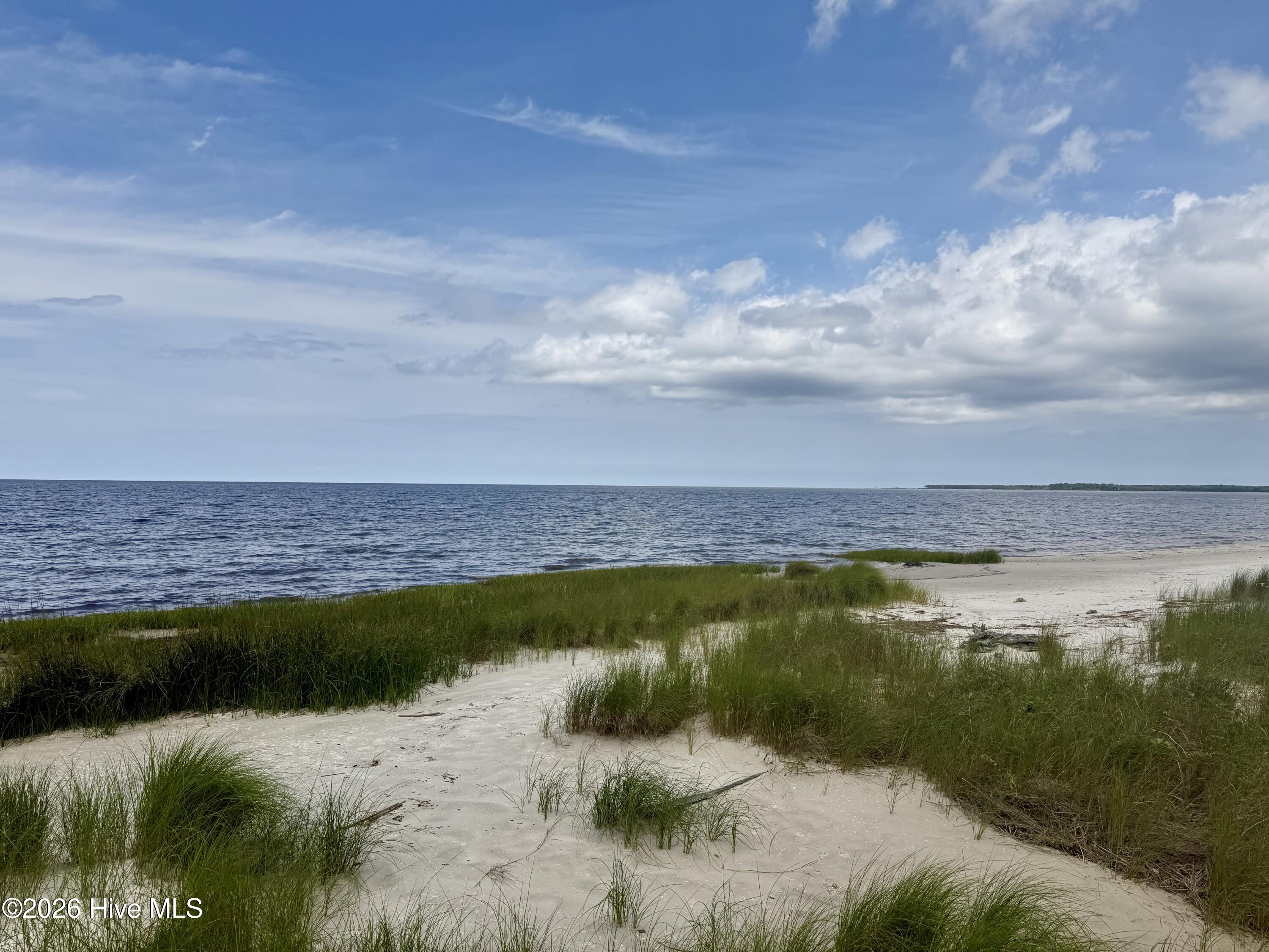 558 Sandy Point 