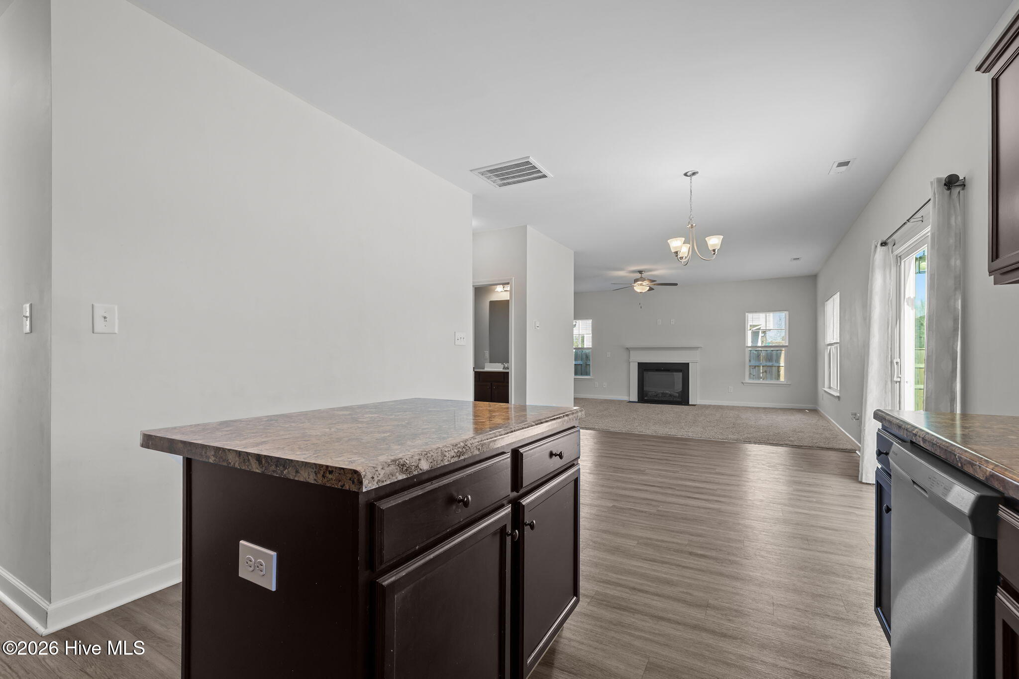 309 Sunrose Drive, Maysville, NC 28555 – photo 15: 13-web-or-mls-1S3A6526