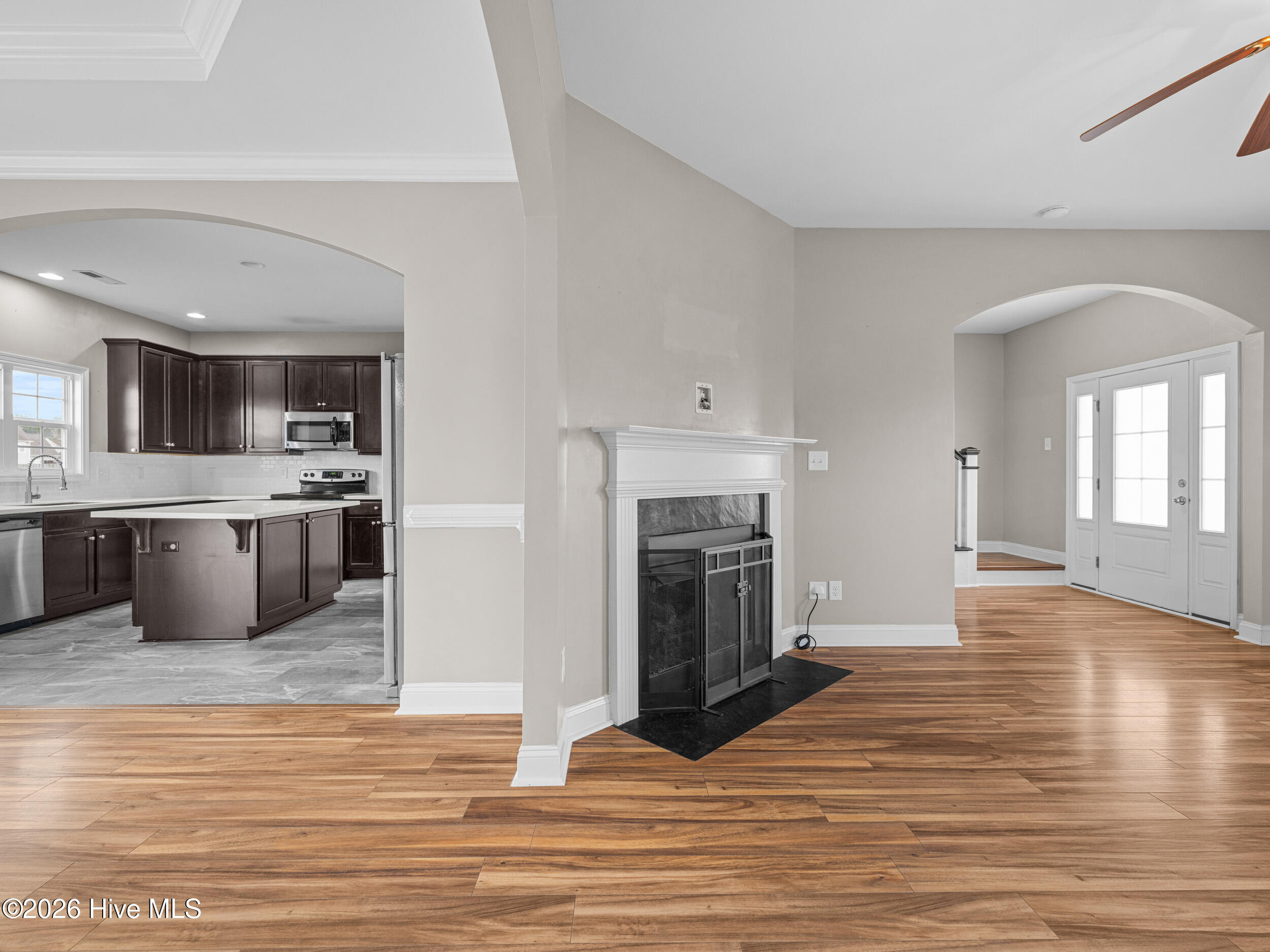 100547442 | Photo 13