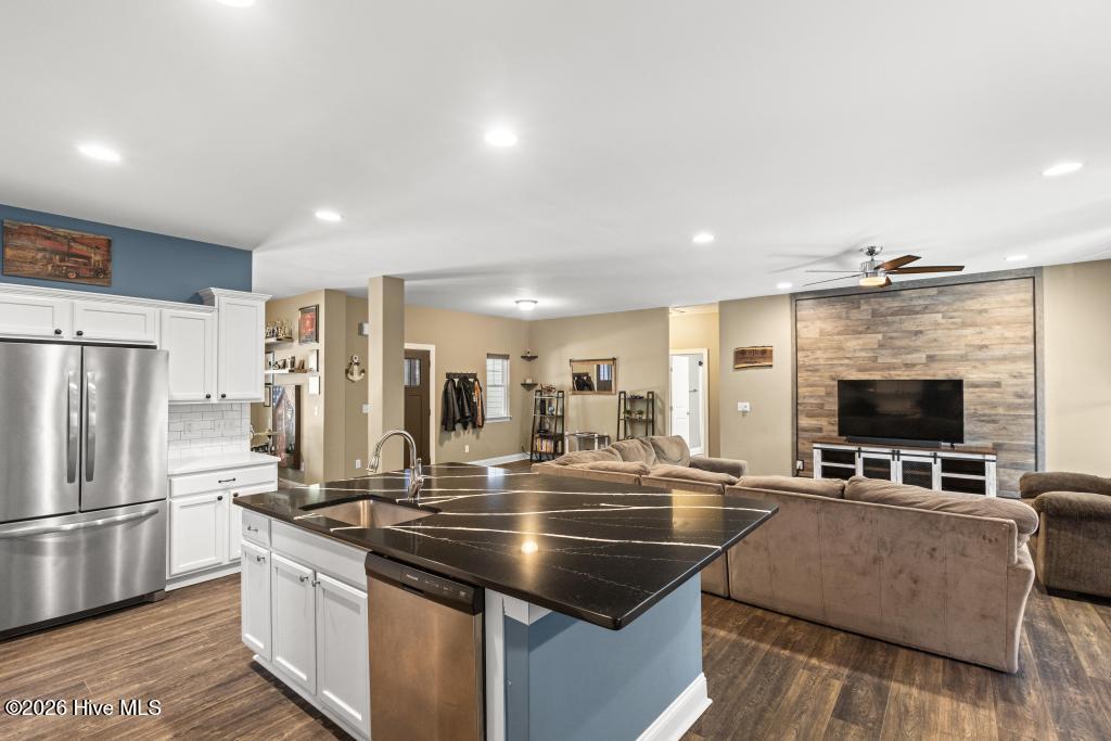 306 Brinley Place, Maple Hill, NC 28454 – photo 23: 425A3772