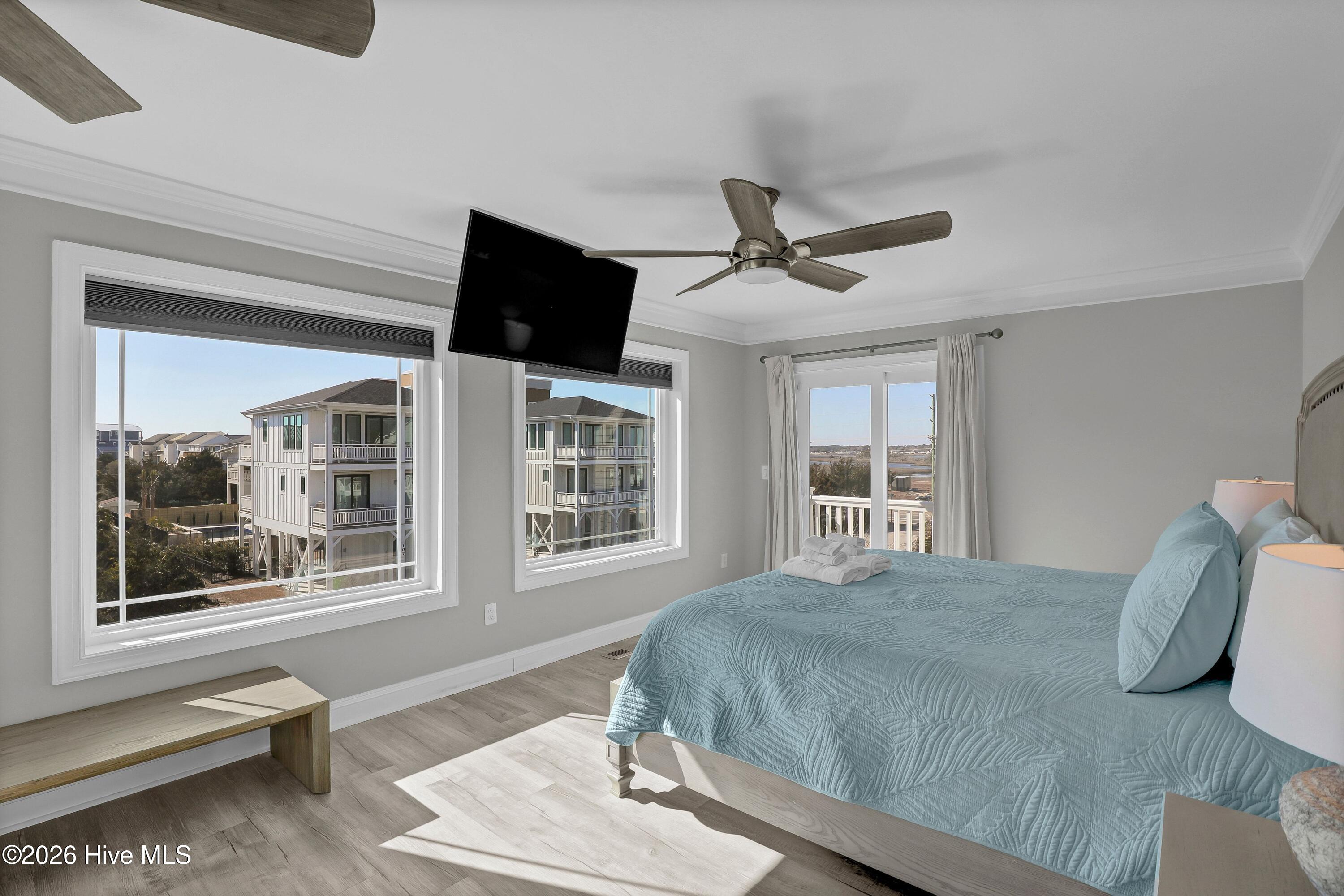 100554934 | Photo 40