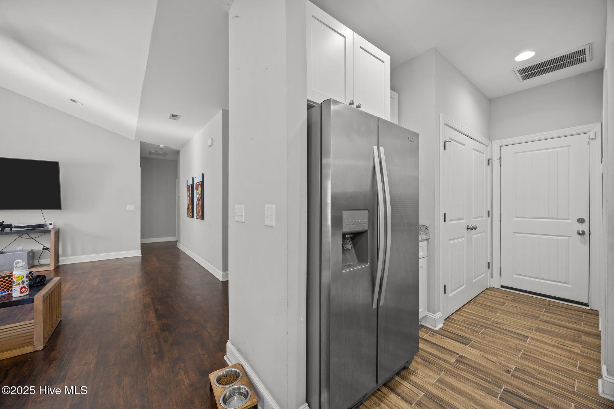 100541269 | Photo 13