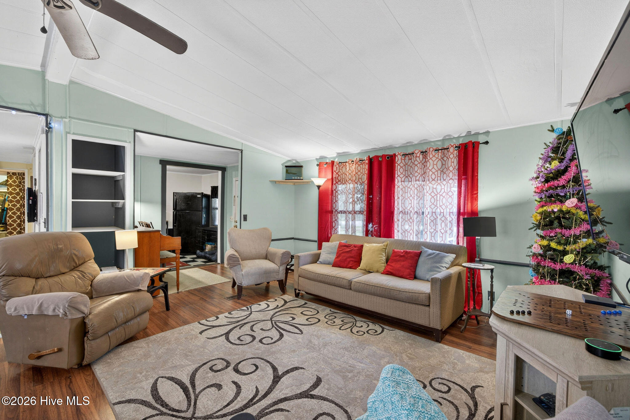 100566333 | Photo 16