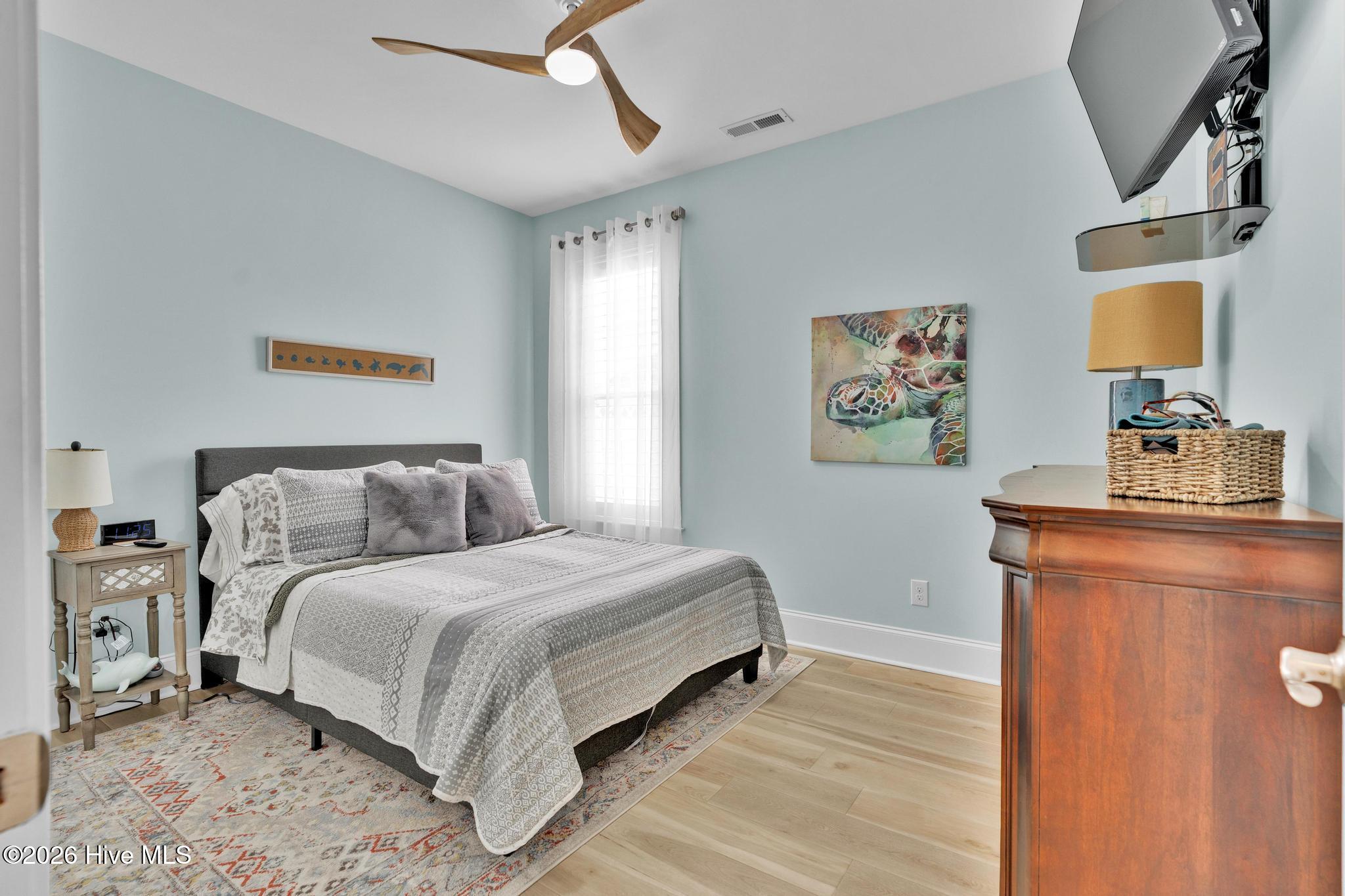 100554312 | Photo 27