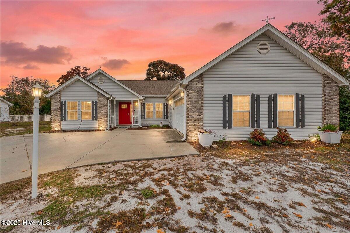 100543204 | Photo 29