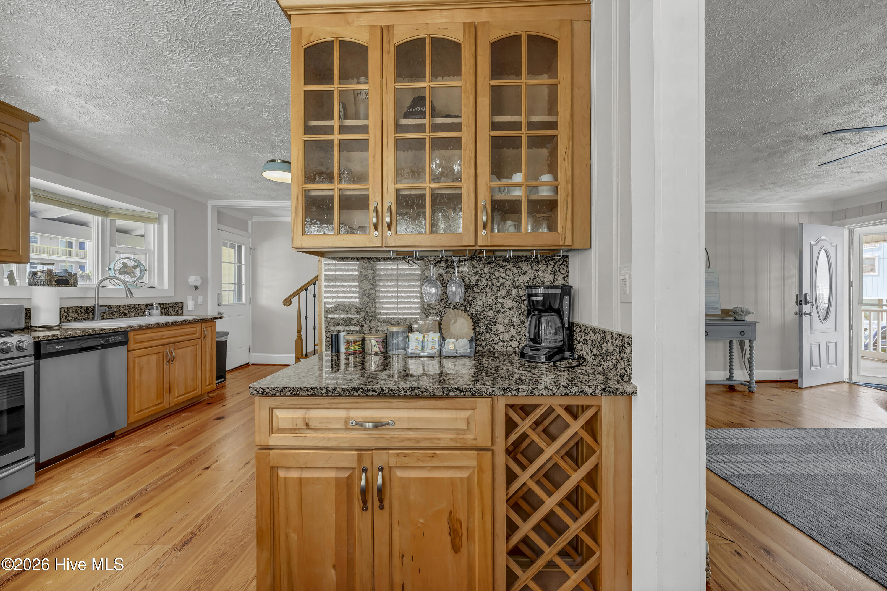 100559910 | Photo 14