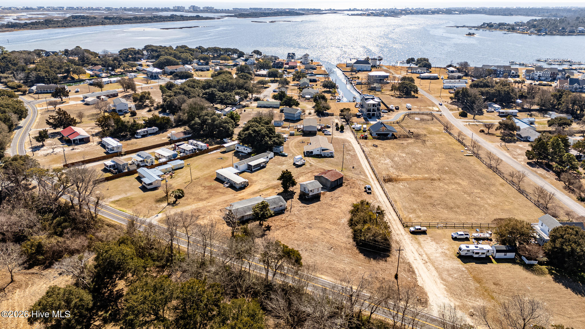 100556328 | Photo 42