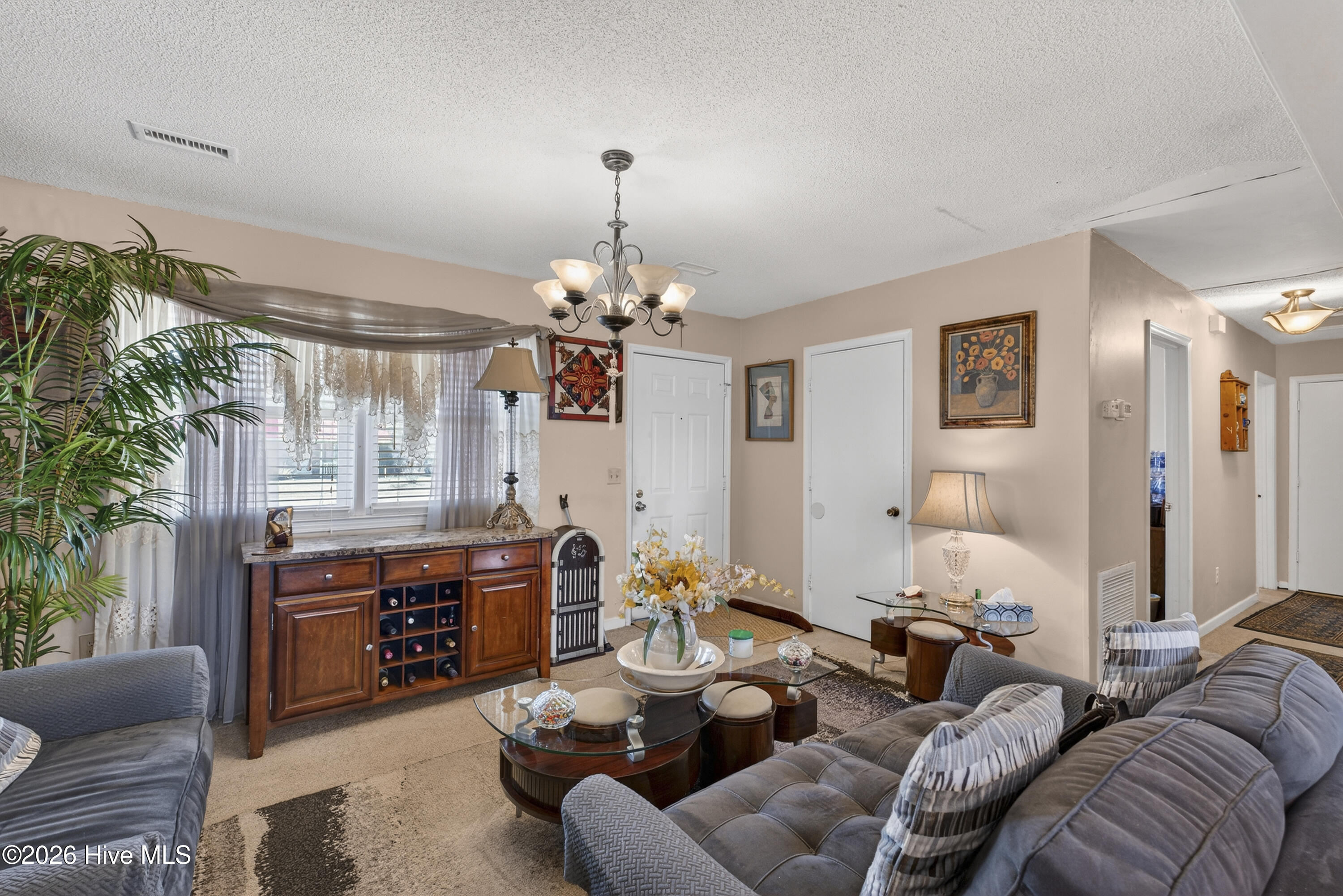 100554150 | Photo 12