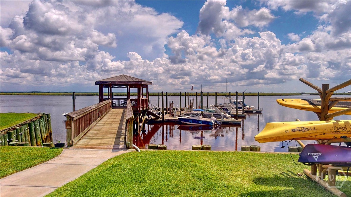 Boat Ramp, Docks, and Kayacks