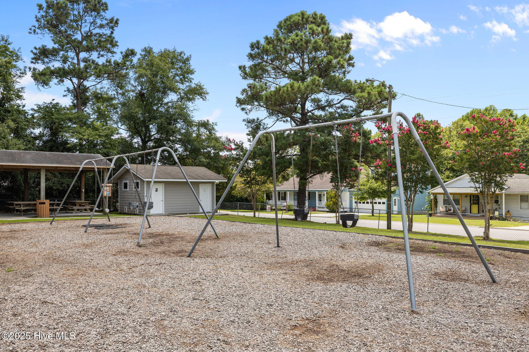 100521468 | Photo 41