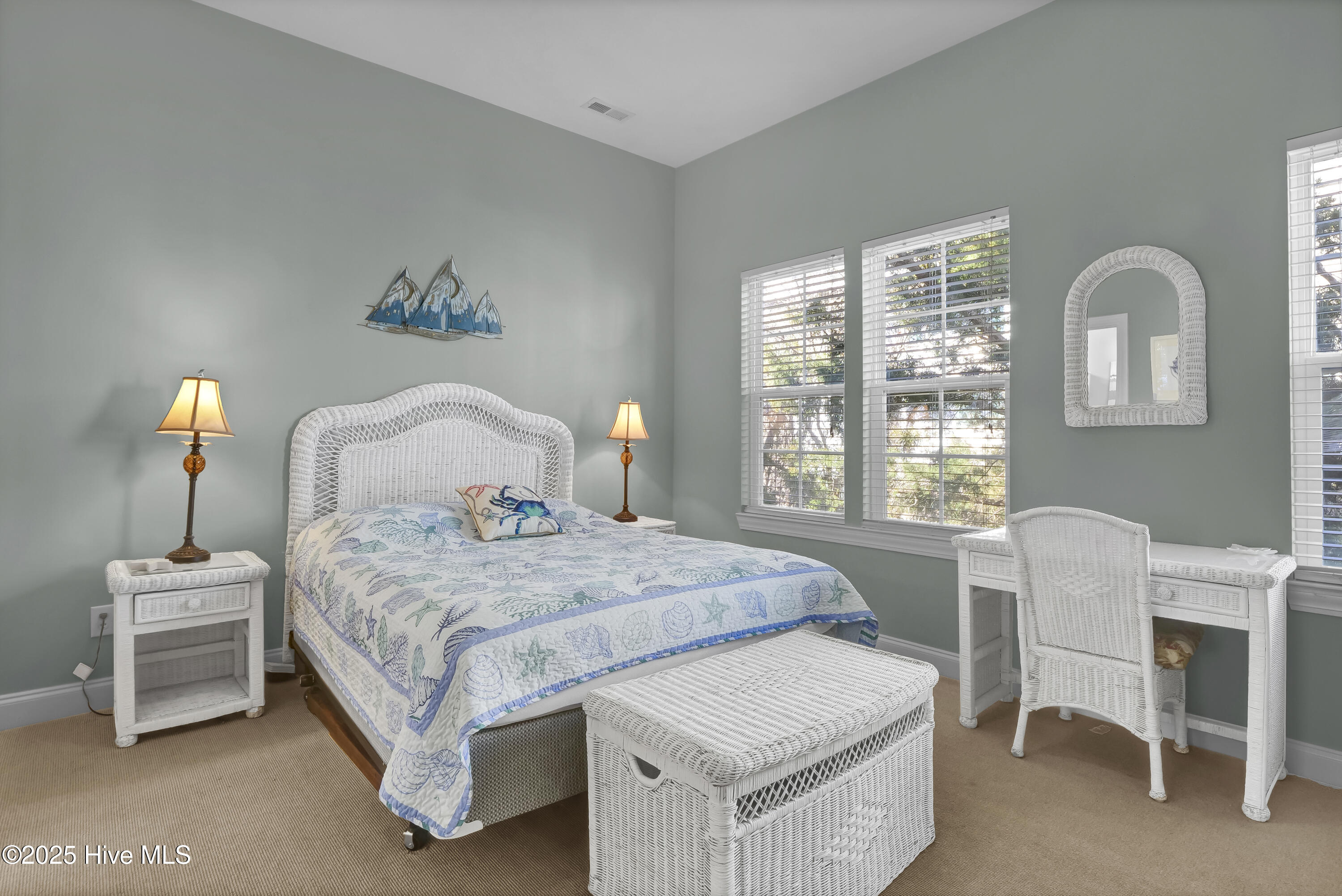 100526257 | Photo 14