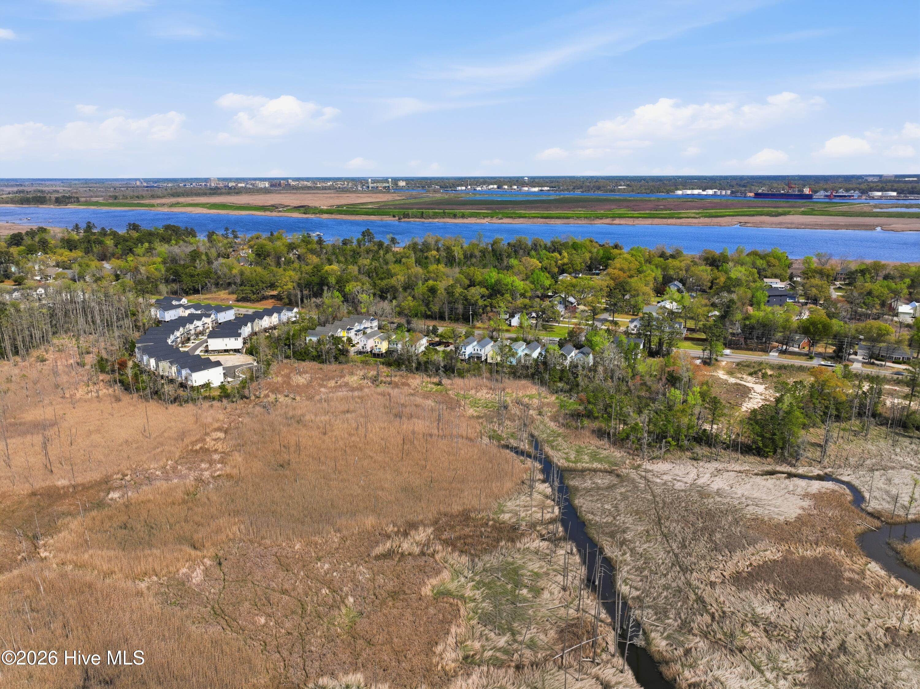 100563729 | Photo 67