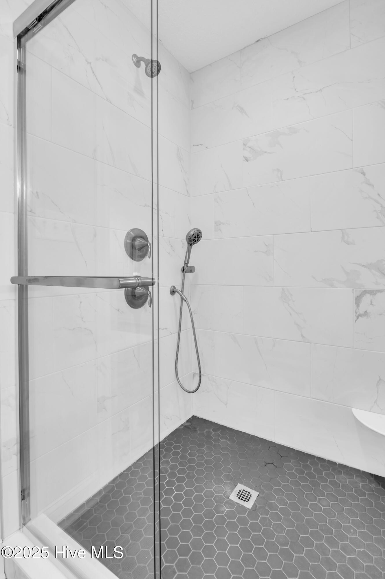 100531101 | Photo 28