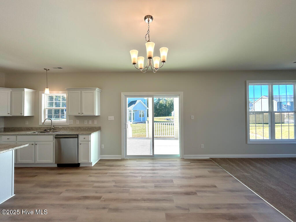 100539065 | Photo 27