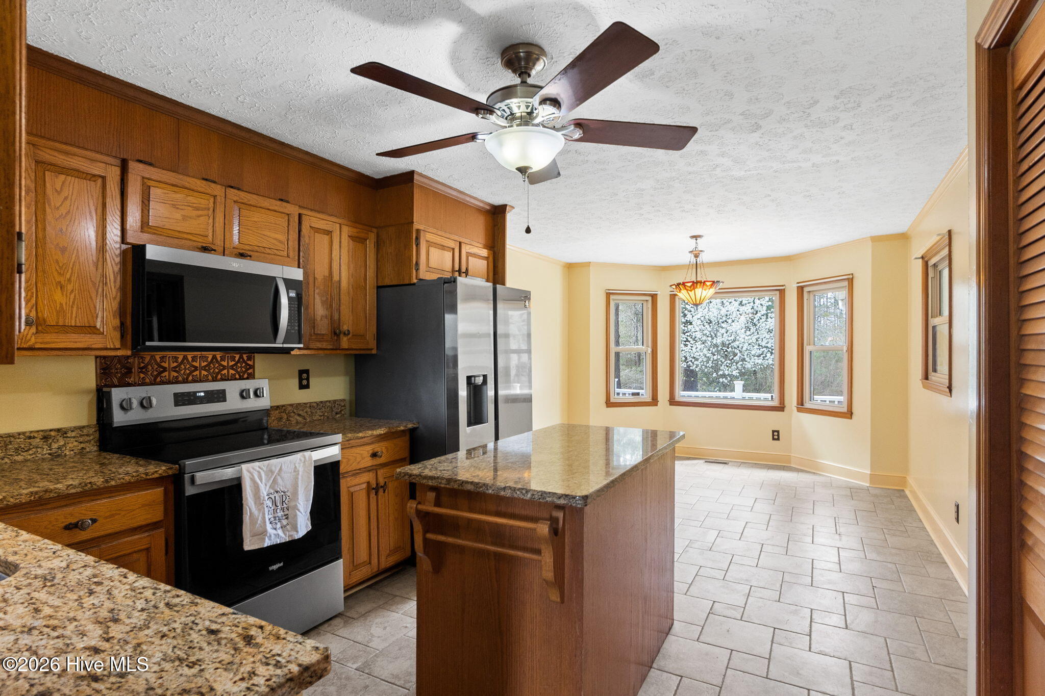 100560664 | Photo 12