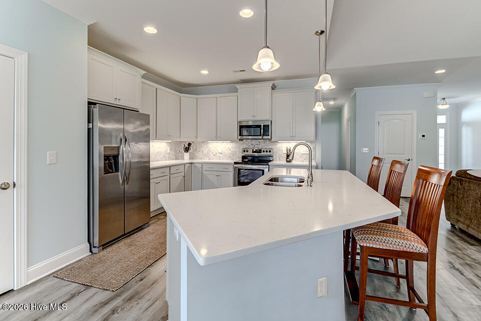 100559873 | Photo 13