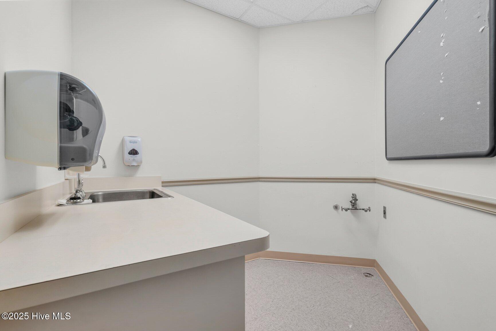 013-2605ForestHillsRoadSouthwest-UnitC-W