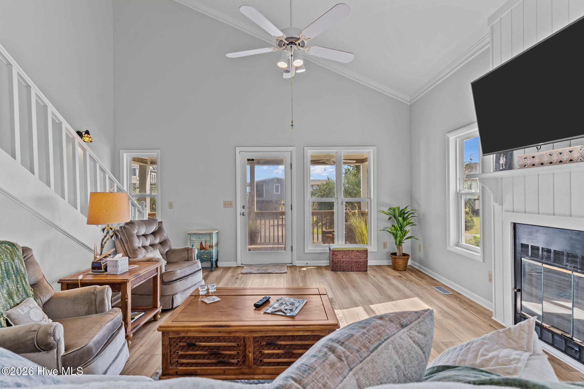 100553144 | Photo 21