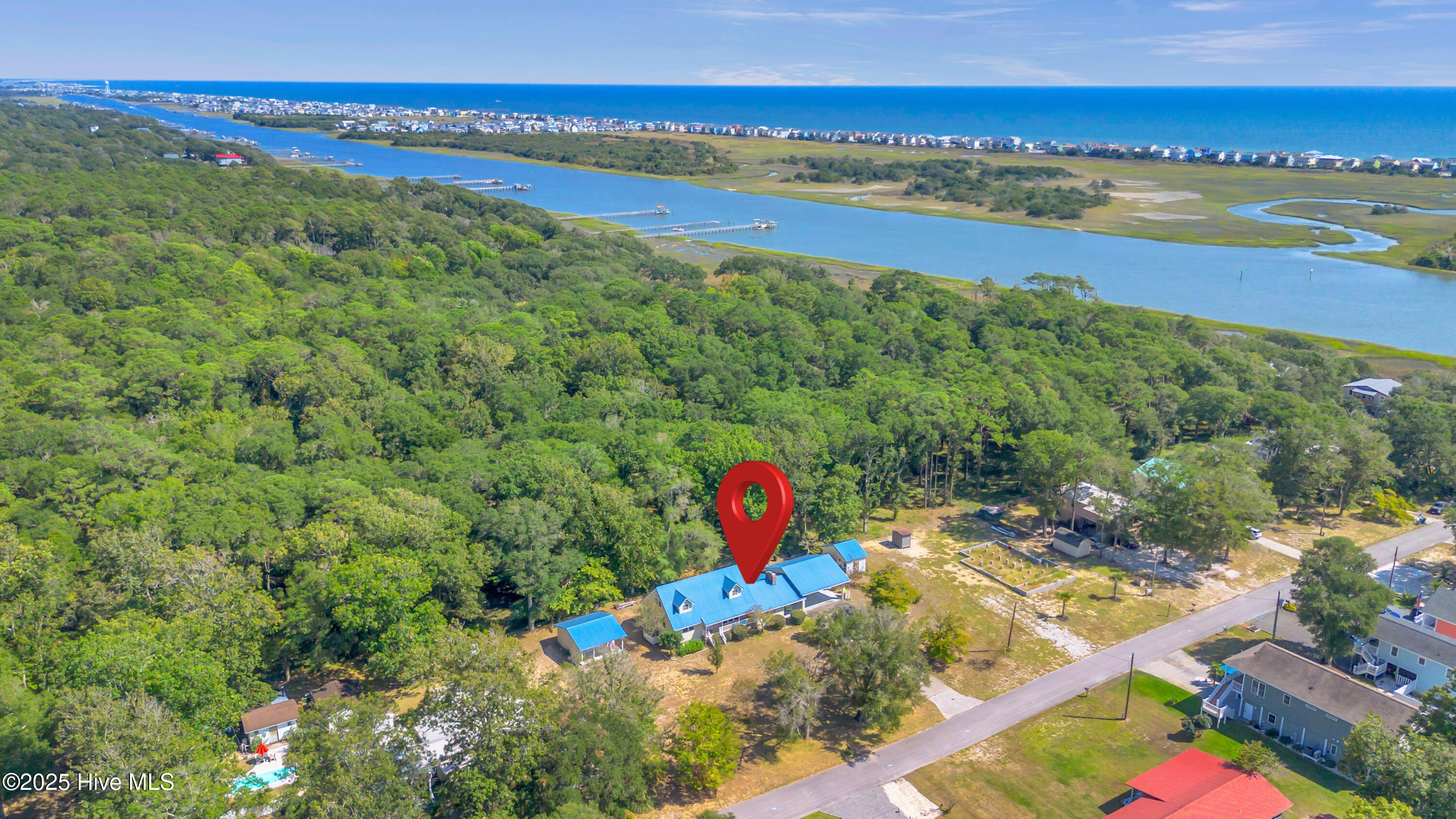 45_2562 bessemer dr-00045