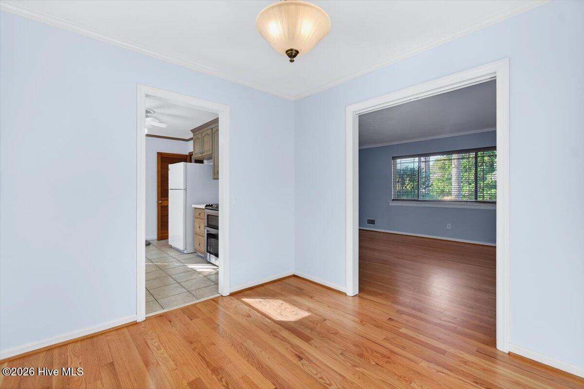 100552143 | Photo 12