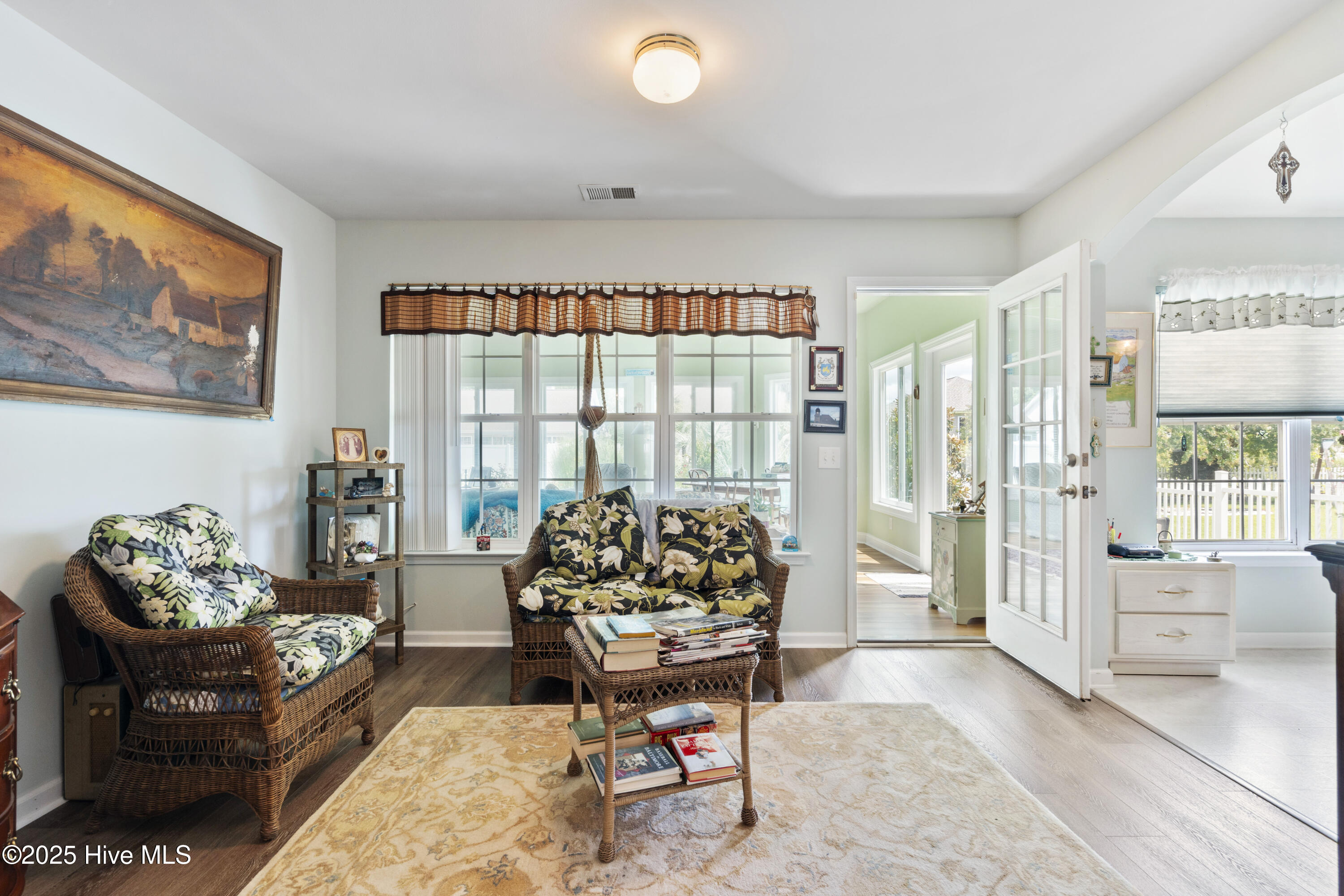 100521862 | Photo 36