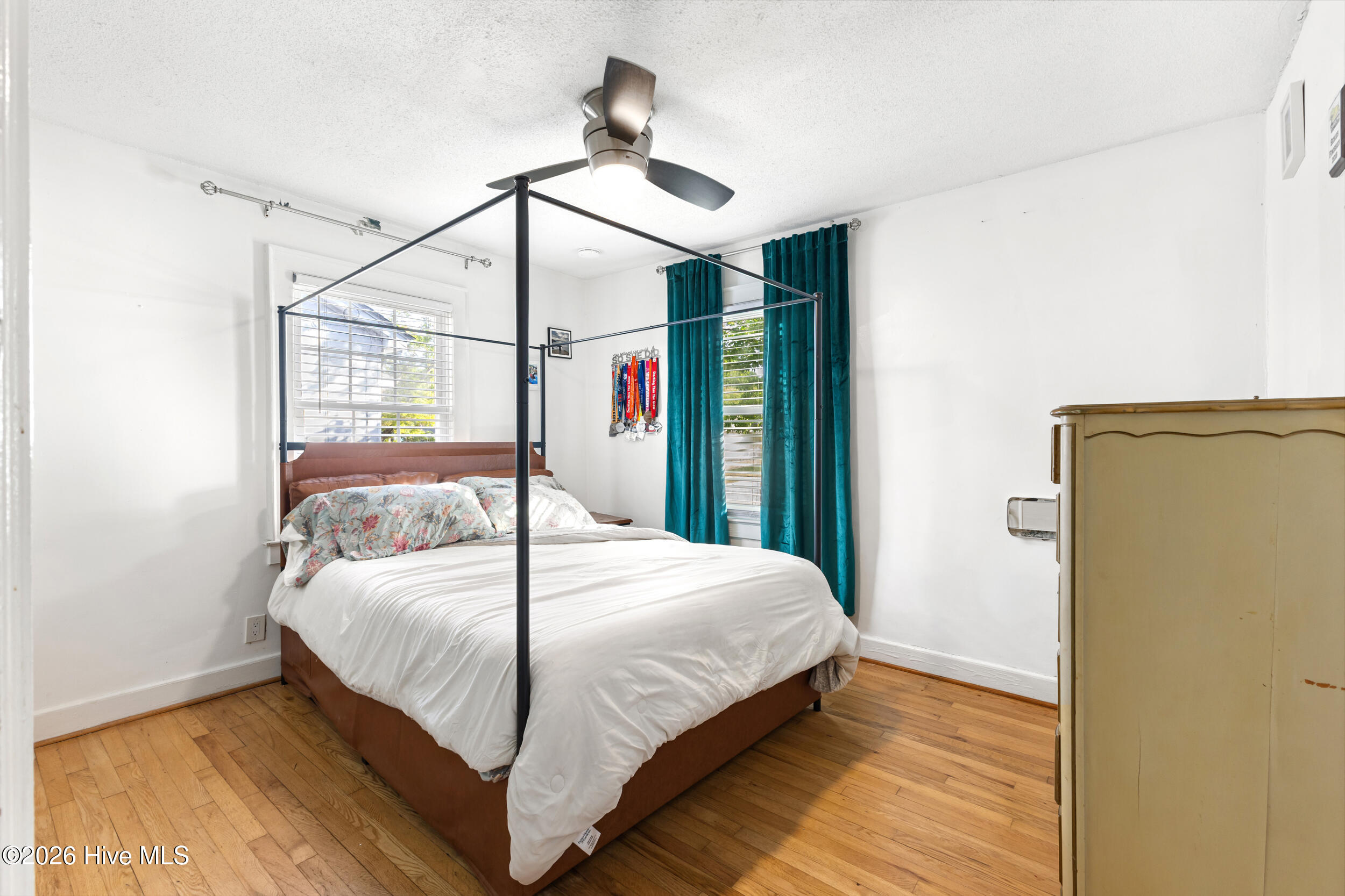 100567073 | Photo 17