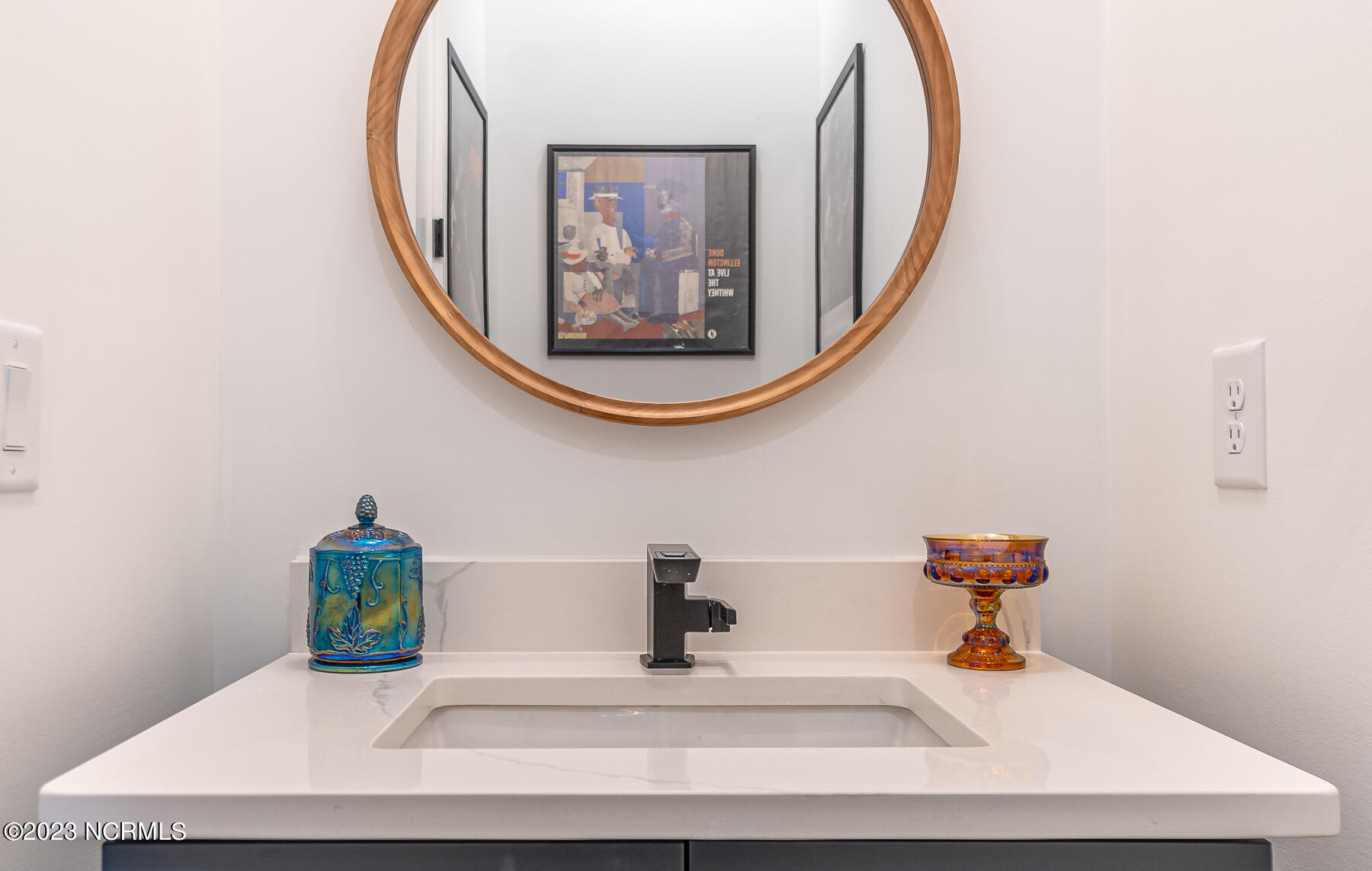 100552304 | Photo 44