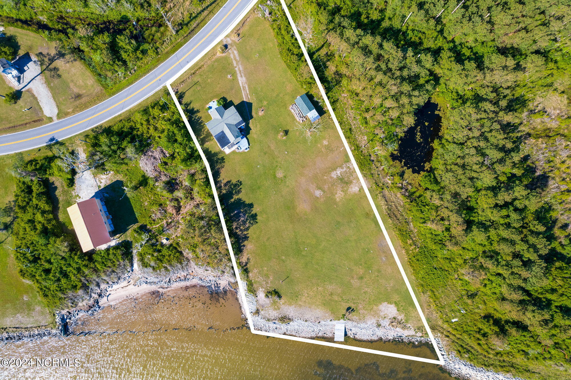 2524 Cedar Island Road,Cedar Island