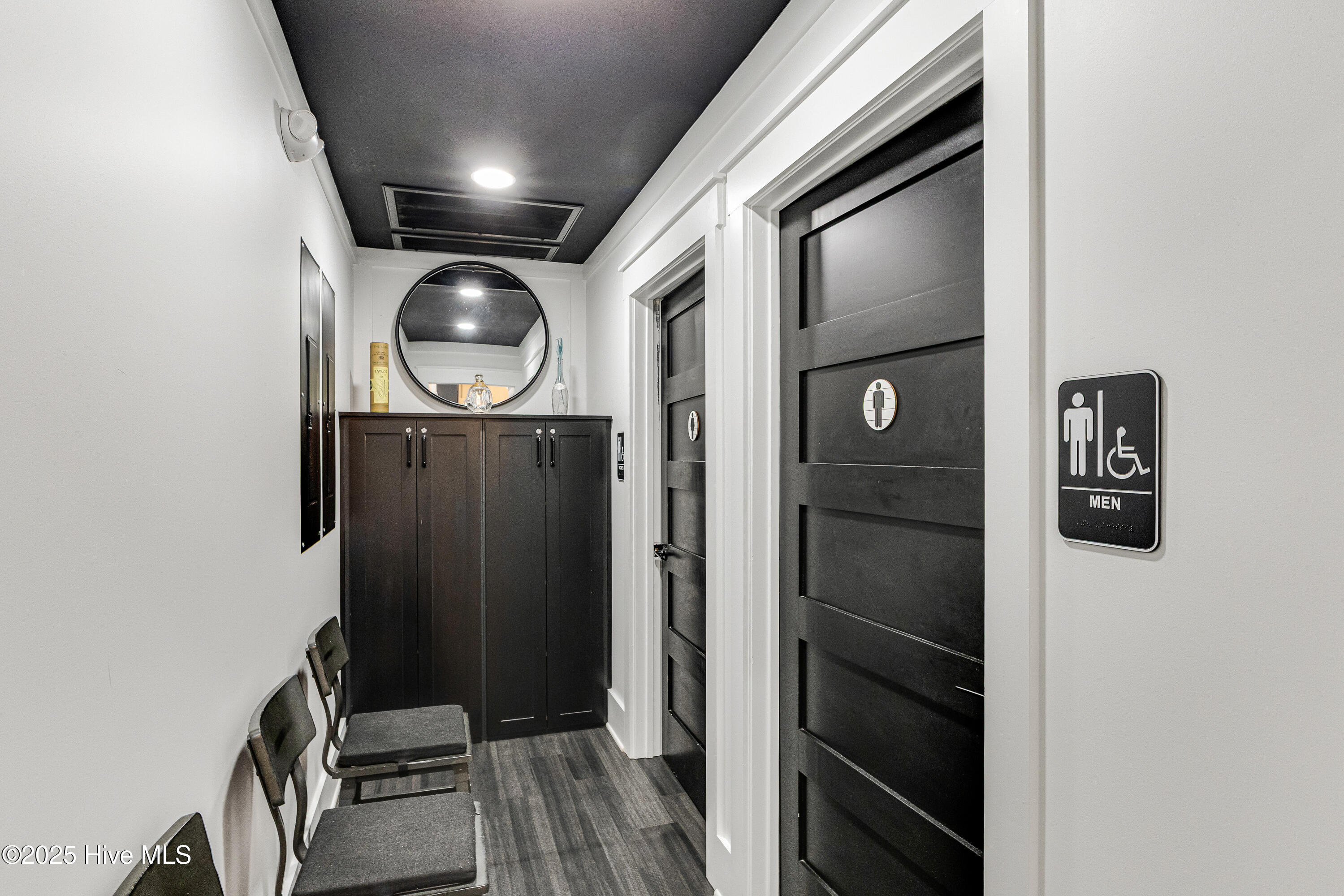 100509420 | Photo 26