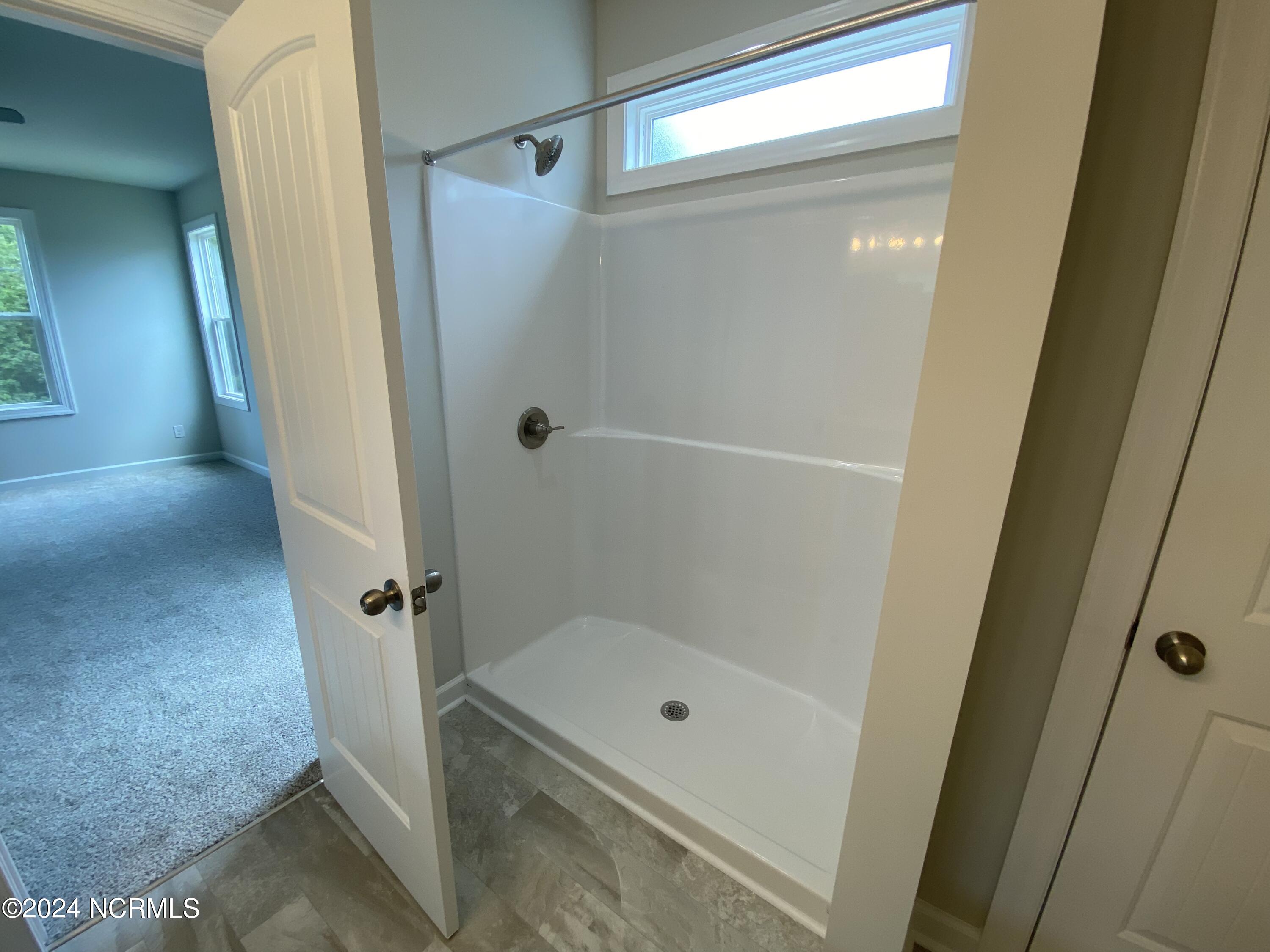 100546750 | Photo 15