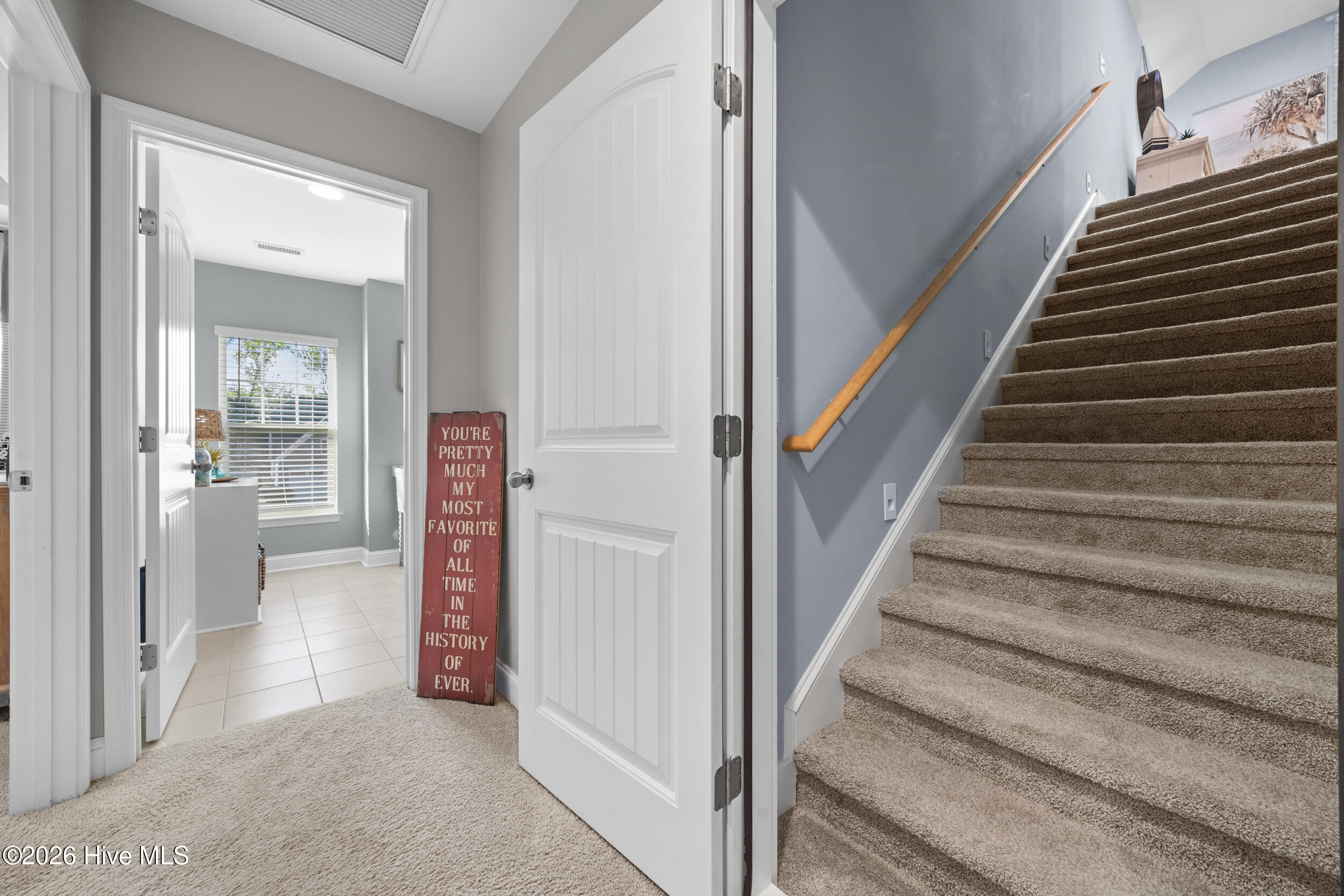 100566940 | Photo 54