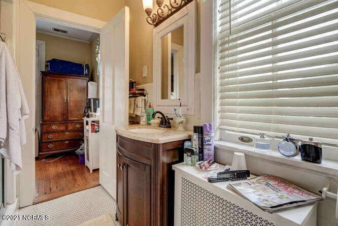 100316615 | Photo 29