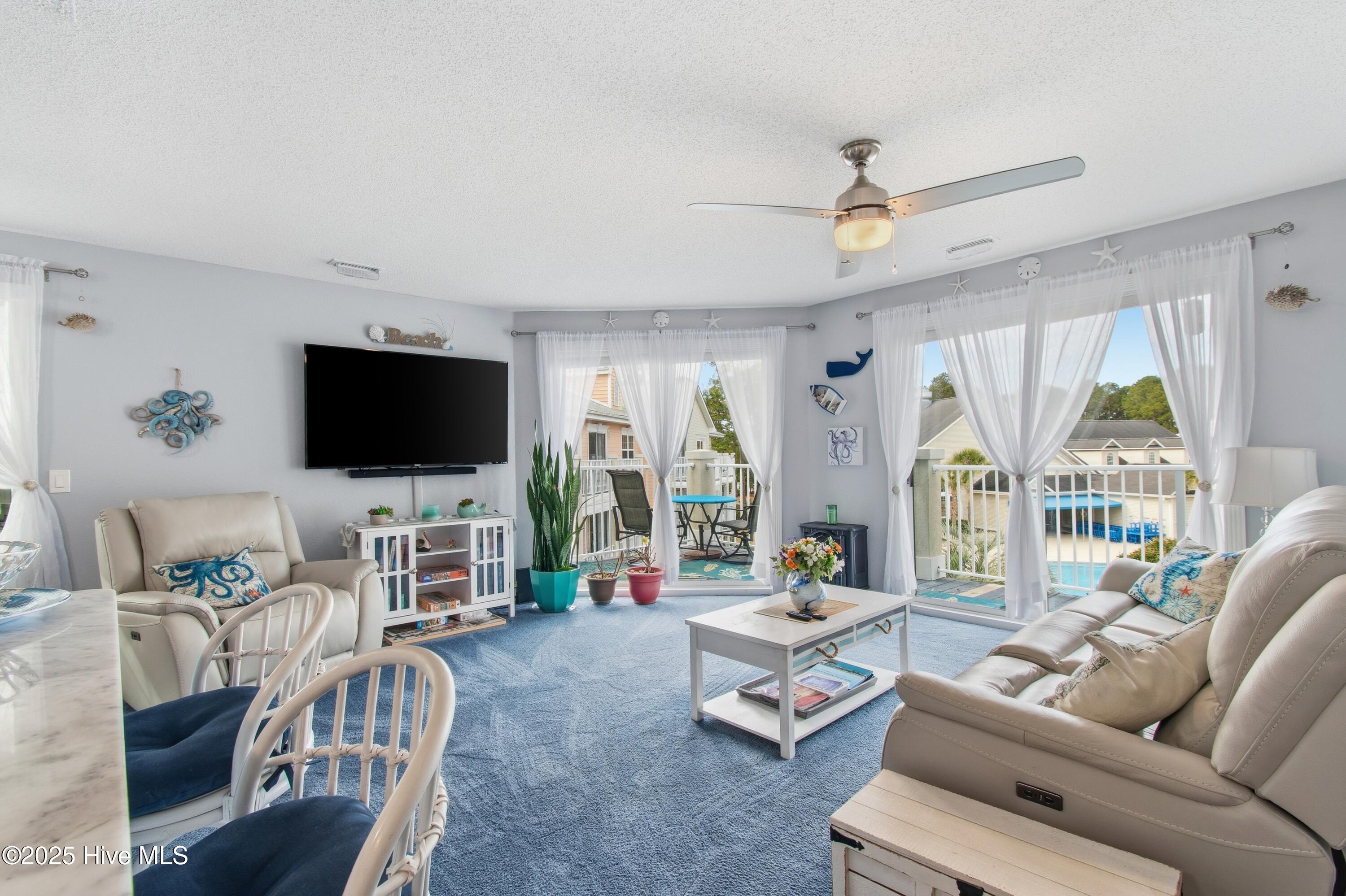 100545447 | Photo 12