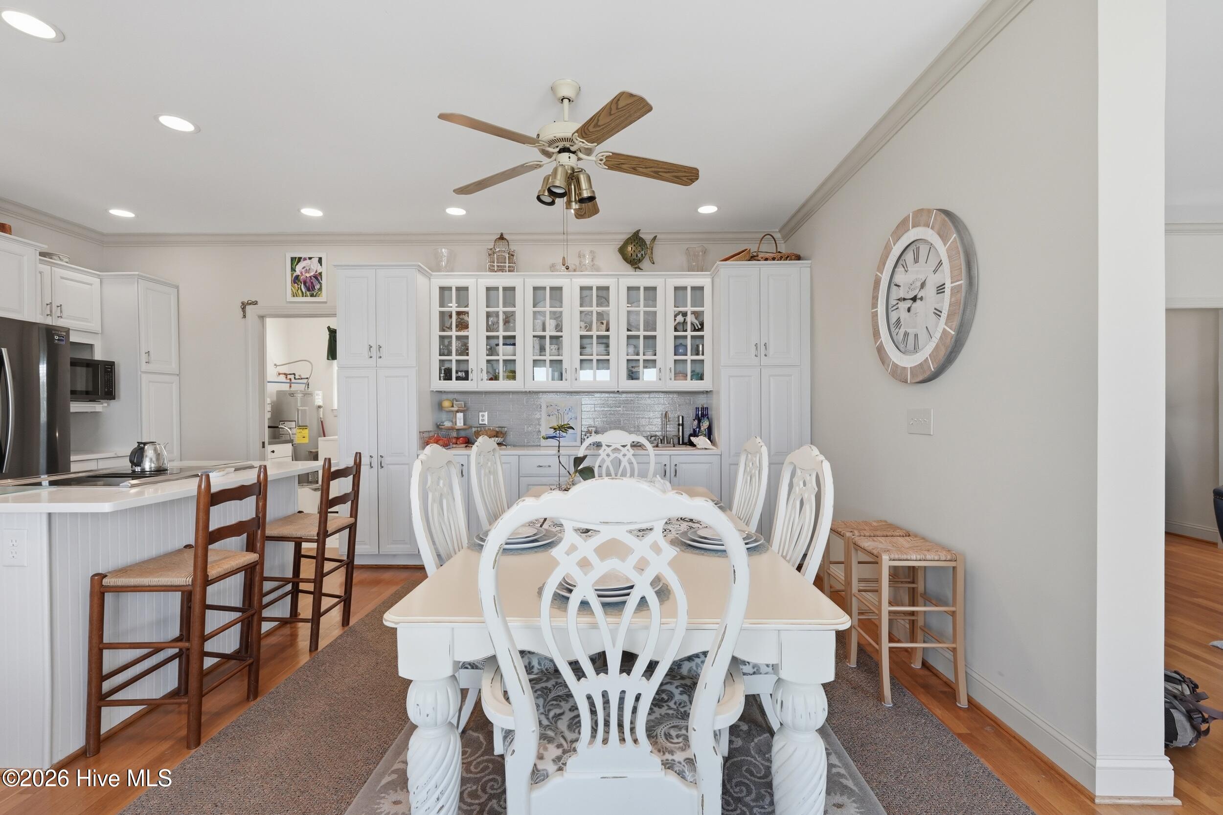 100561994 | Photo 18