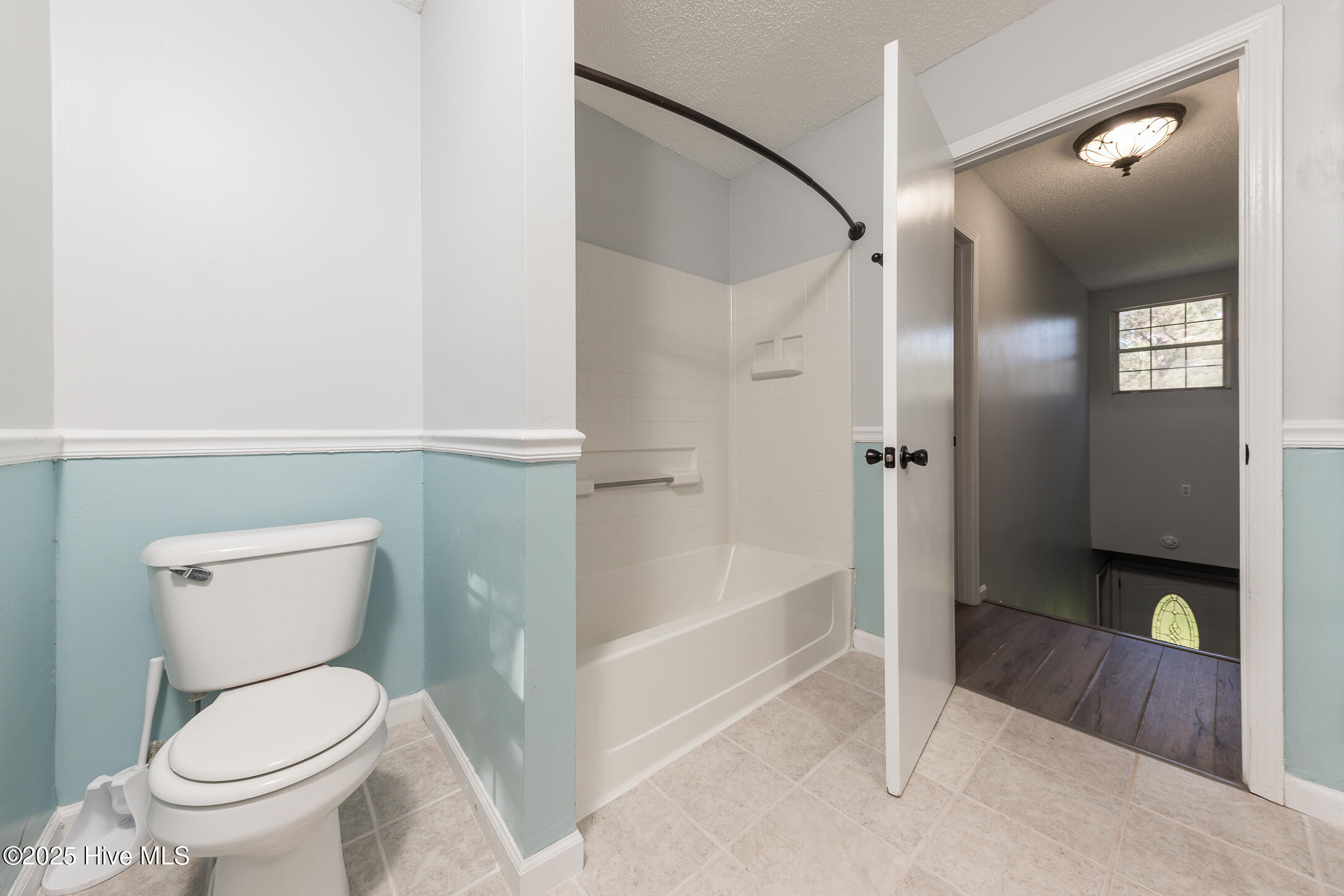 100537382 | Photo 29