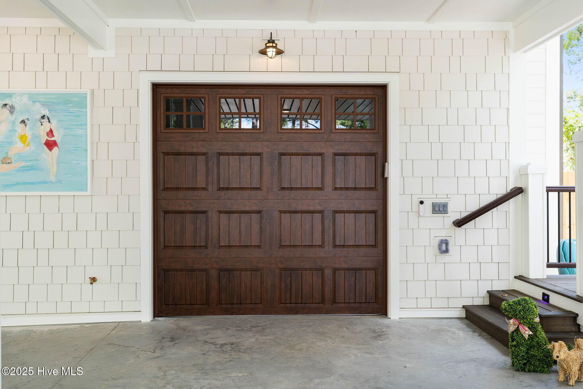 100516902 | Photo 102