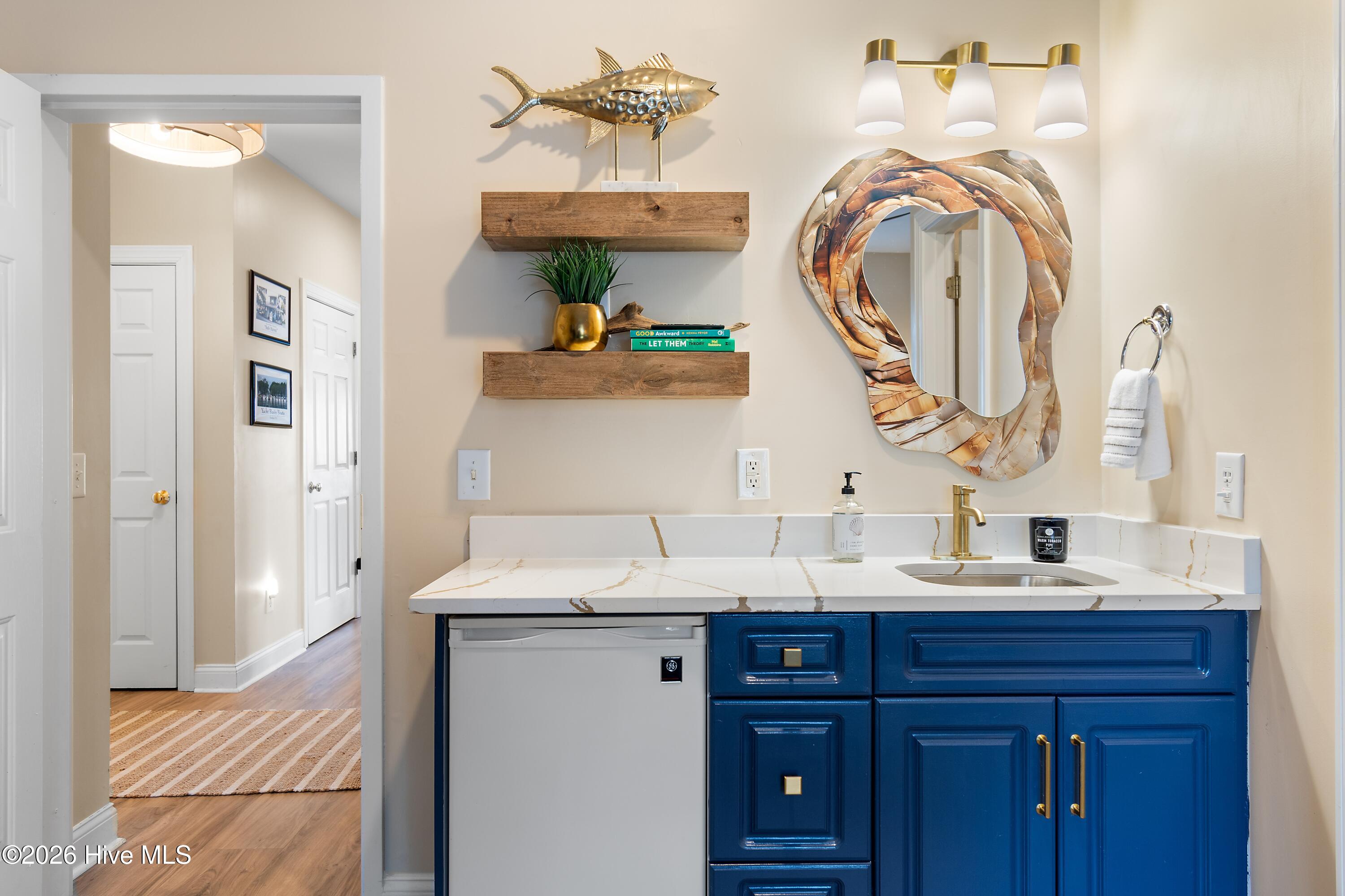 100554539 | Photo 30