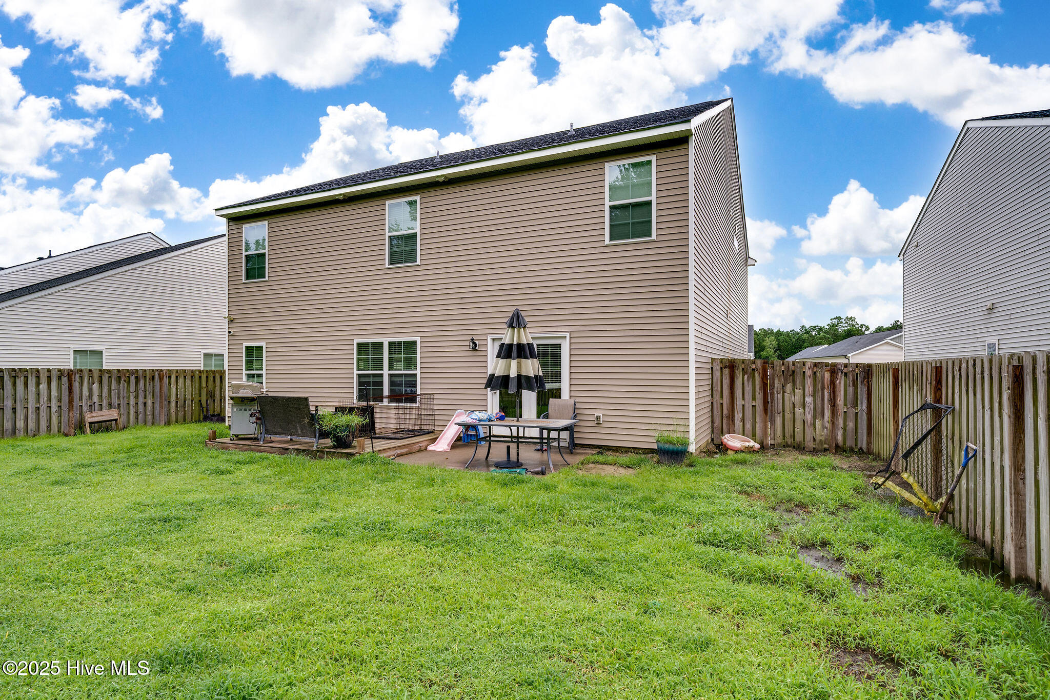 100534531 | Photo 27