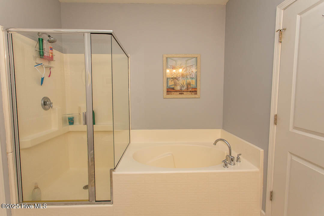 100496109 | Photo 19