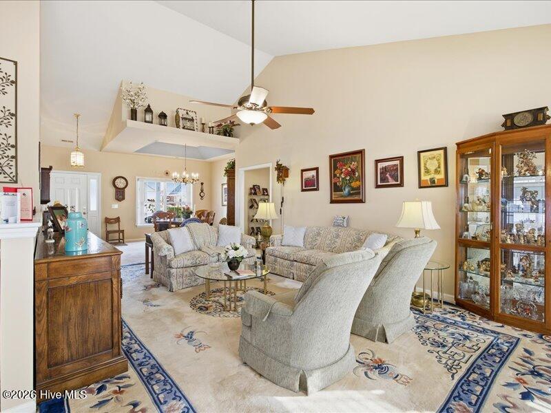 100563793 | Photo 13