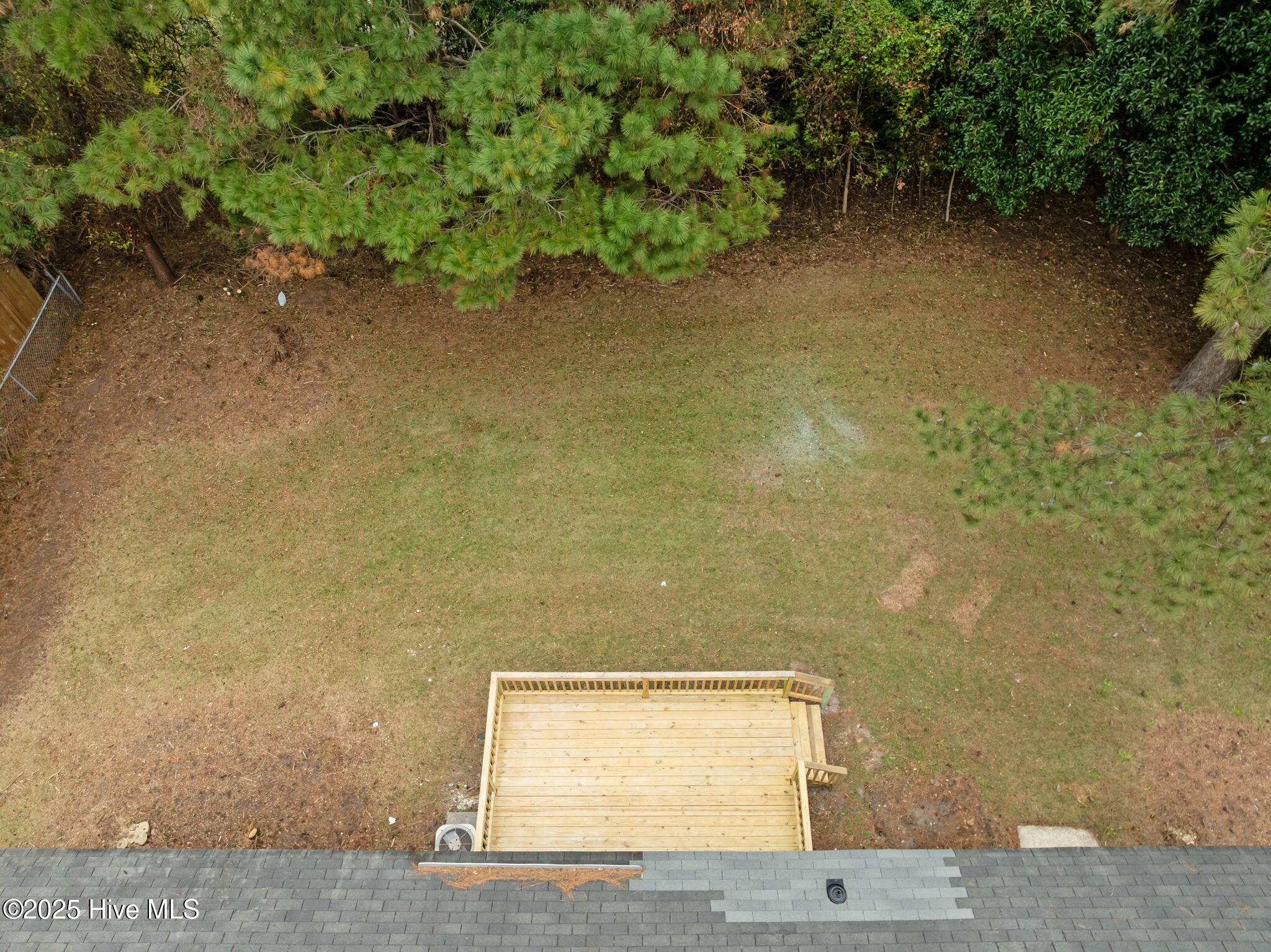 100540509 | Photo 46