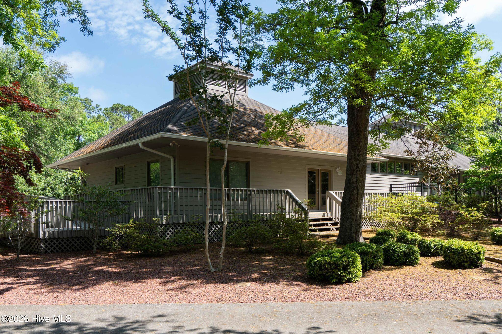 100563683 | Photo 30