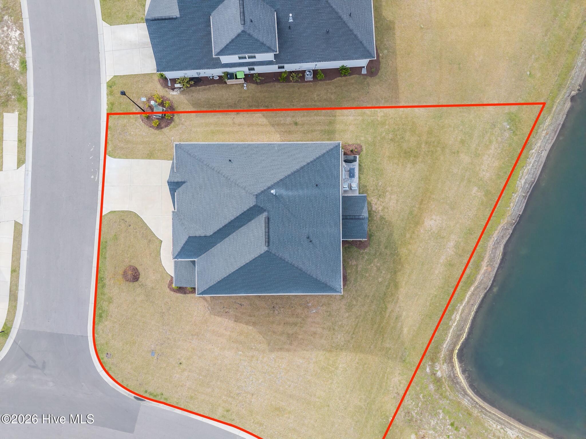 100562858 | Photo 54