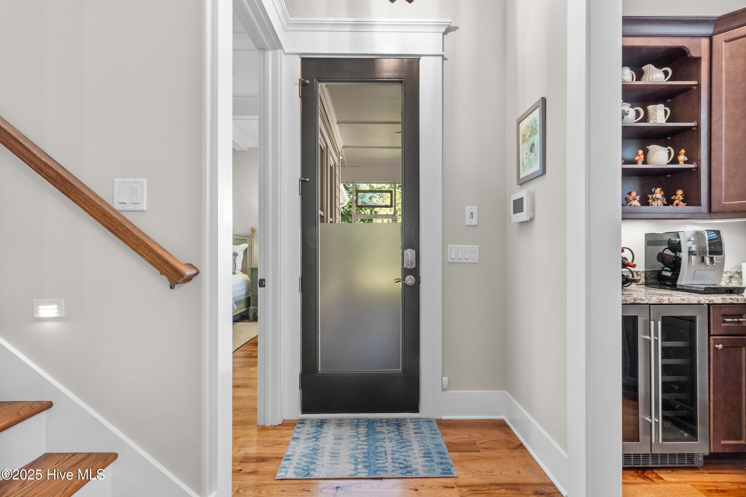 100537766 | Photo 15